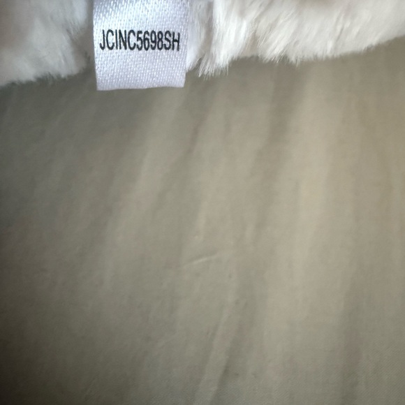 Jellycat Small Perry Polar Bear Plush - Picture 3 of 3